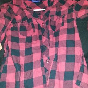 Red long sleeve plaid top