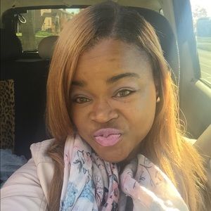 Meet your Posher, Latasha