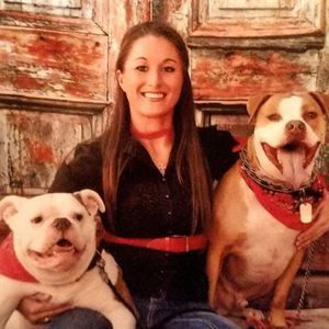 Meet your Posher, Caysha