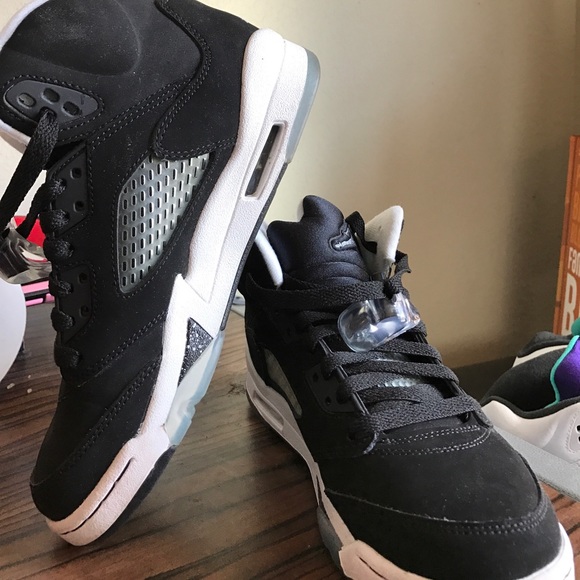 air jordan 5 Retro(GS) - Picture 3 of 4