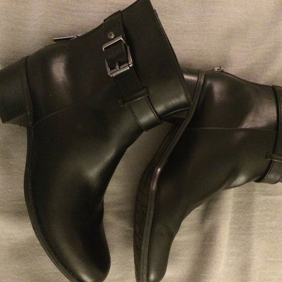 Bandolino Black Boots Barely Worn