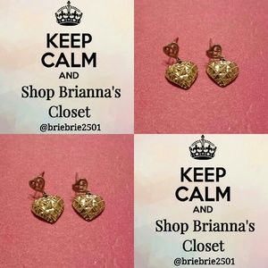 HOLIDAY SALE 10k Gold Heart Earrings (Authentic)