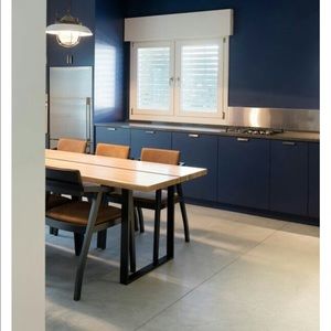 Meet your Posher, Ray