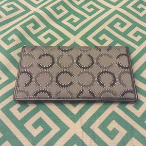 FINAL PRICE DROP🎀 Authentic COACH Checkbook Cover