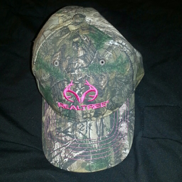Camo real tree hat
