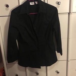 3/4 sleeve fitted black button up