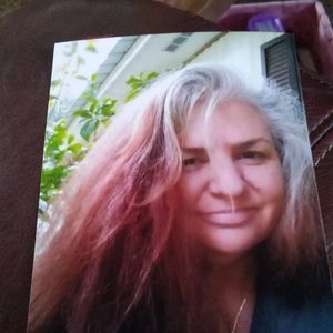 Meet your Posher, Katrina