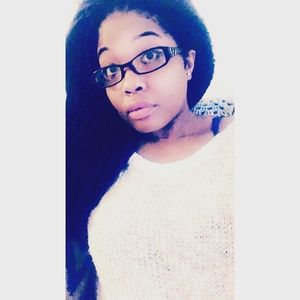 Meet your Posher, Lala