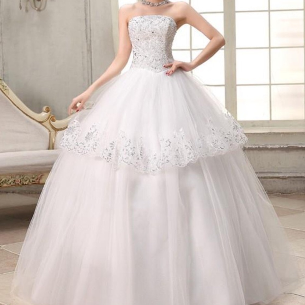 *Price Firm*NWT Budget Wedding Dress
