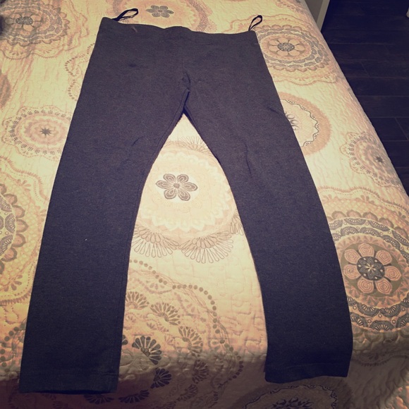 Gray leggings