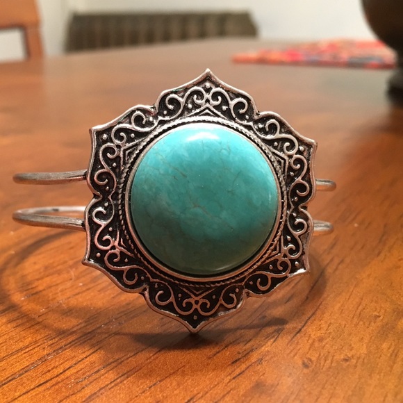 Fashion bracelet