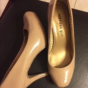 New Listing 💥 Madden girl heels!