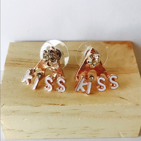 Simple crystal KISS word stud through earrings