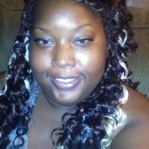 Meet your Posher, Latoya