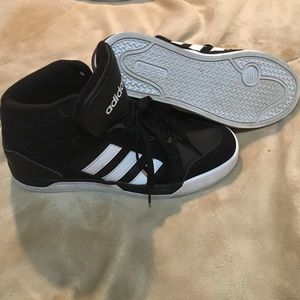 Adidas hightop black and white