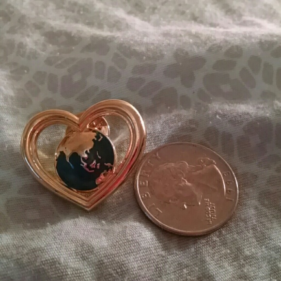 Avon Pin - Picture 2 of 2