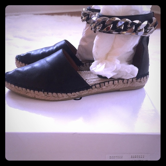 Chain Givenchy Espadrilles!