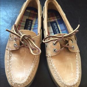 Sperry shoes