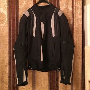 Motorcycle jacket