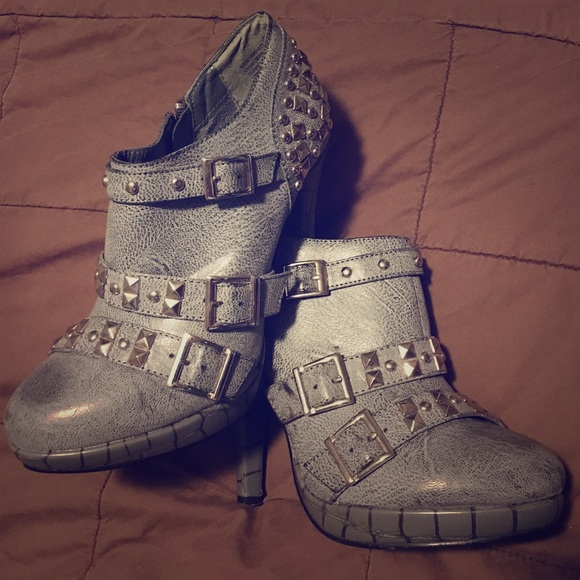 SOLD Not Rated Grey Heeled Booties