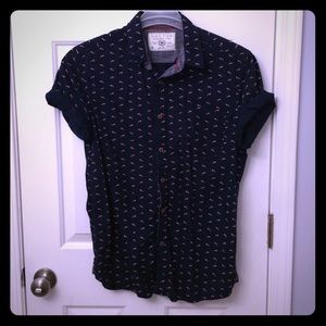 Fox print short sleeve button down