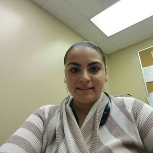 Meet your Posher, Lorena