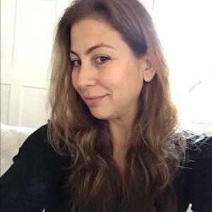 Meet your Posher, Cigdem