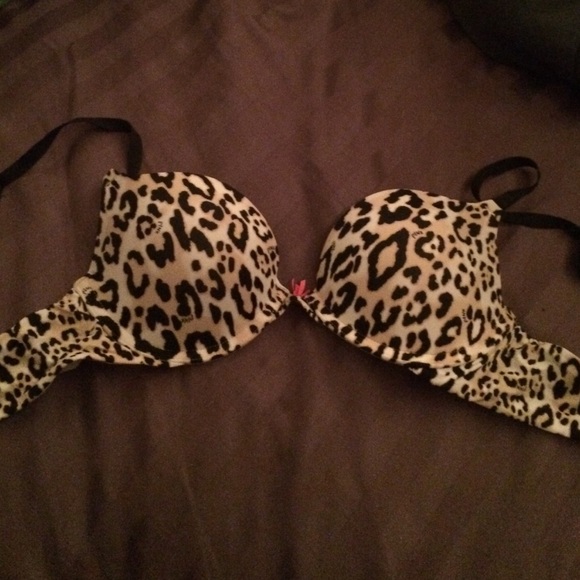 Cheetah print victoria secret bra