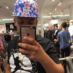 Meet your Posher, Erick