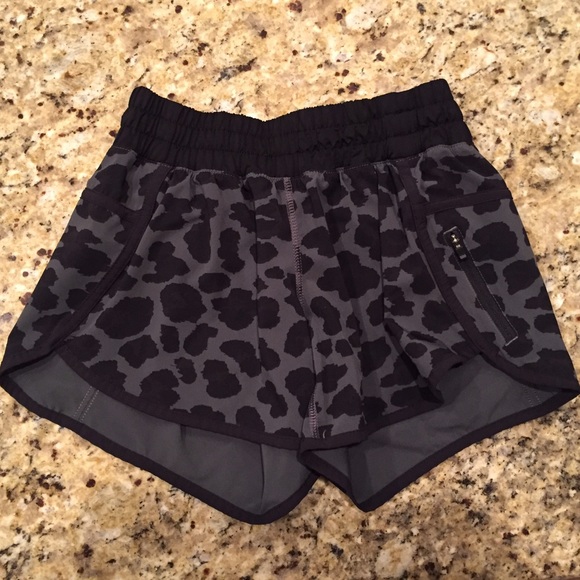 Lululemon Tracker Short