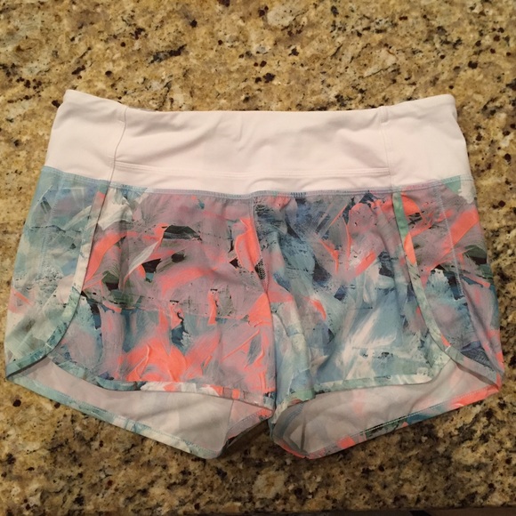 lululemon run times short