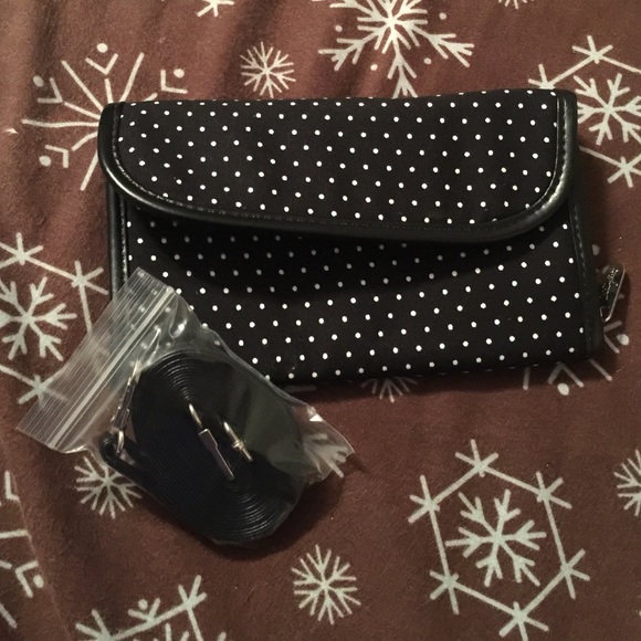 Thirty One  Handbags - Thirty one Every wear wallet 💃