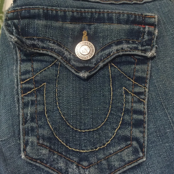 Jeans - Picture 2 of 4