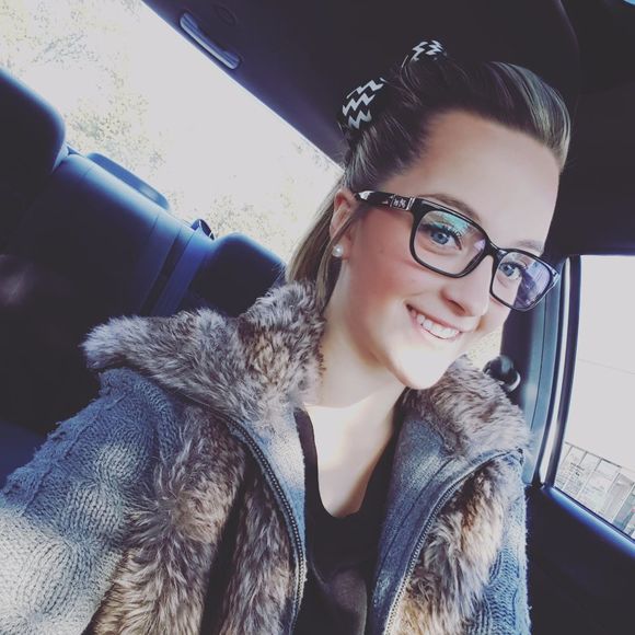 Meet your Posher, Erin