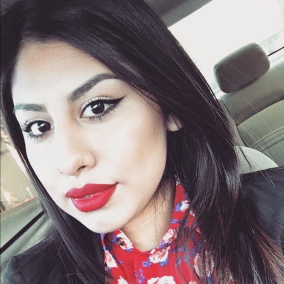 Meet your Posher, Marisol