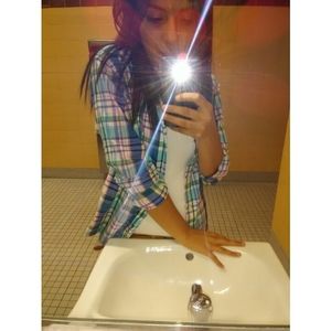 Meet your Posher, Berania