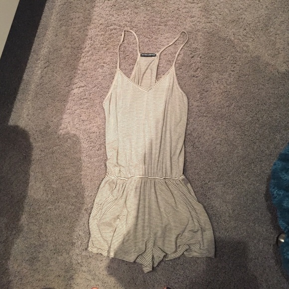 Brandy Melville Romper