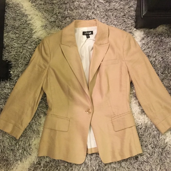 Bebe tan blazer