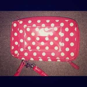 ThirtyOne wristlet wallet.