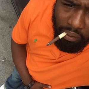 Meet your Posher, Malik