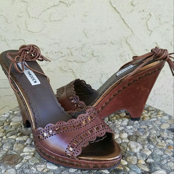 steve madden strappy wedge sandals