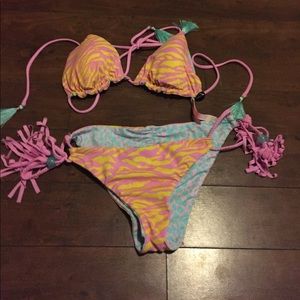 VS Reversible Suit