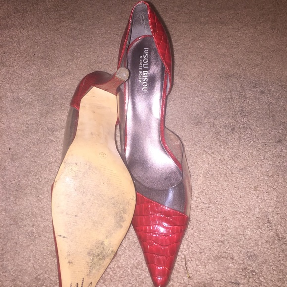 cute Red Pumps - Picture 2 of 3