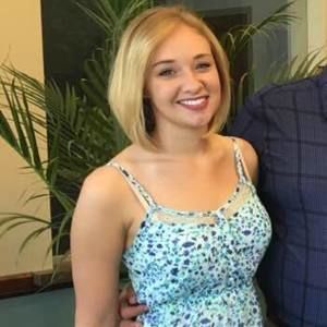 Meet your Posher, Chelsey