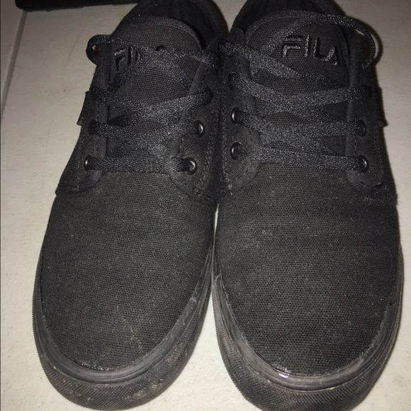 Fila Black Sneakers