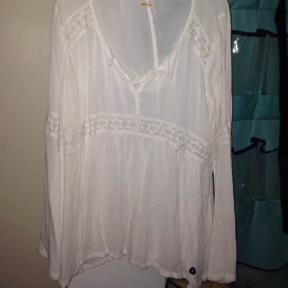 Cream Hollister Shirt - Picture 1 of 1