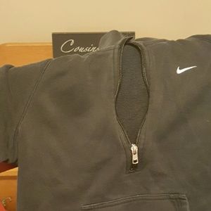 Nike pullover sweatshirt