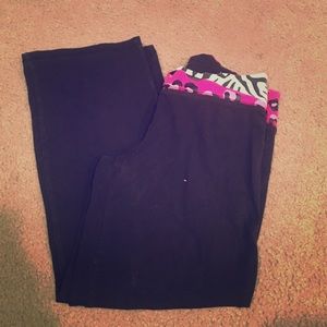 Victoria's Secret PINK black Capri yogas