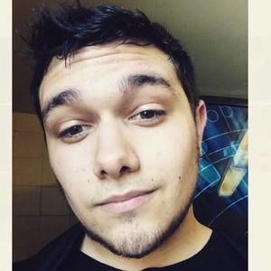 Meet your Posher, Nick