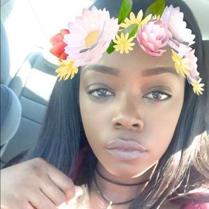 Meet your Posher, Toni